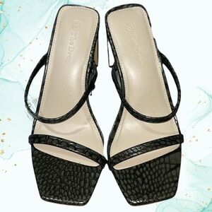 The Drop Avery Capers Sandal Heels, NWT, Size 6